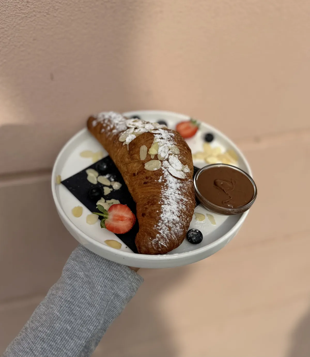 Croissant sladký