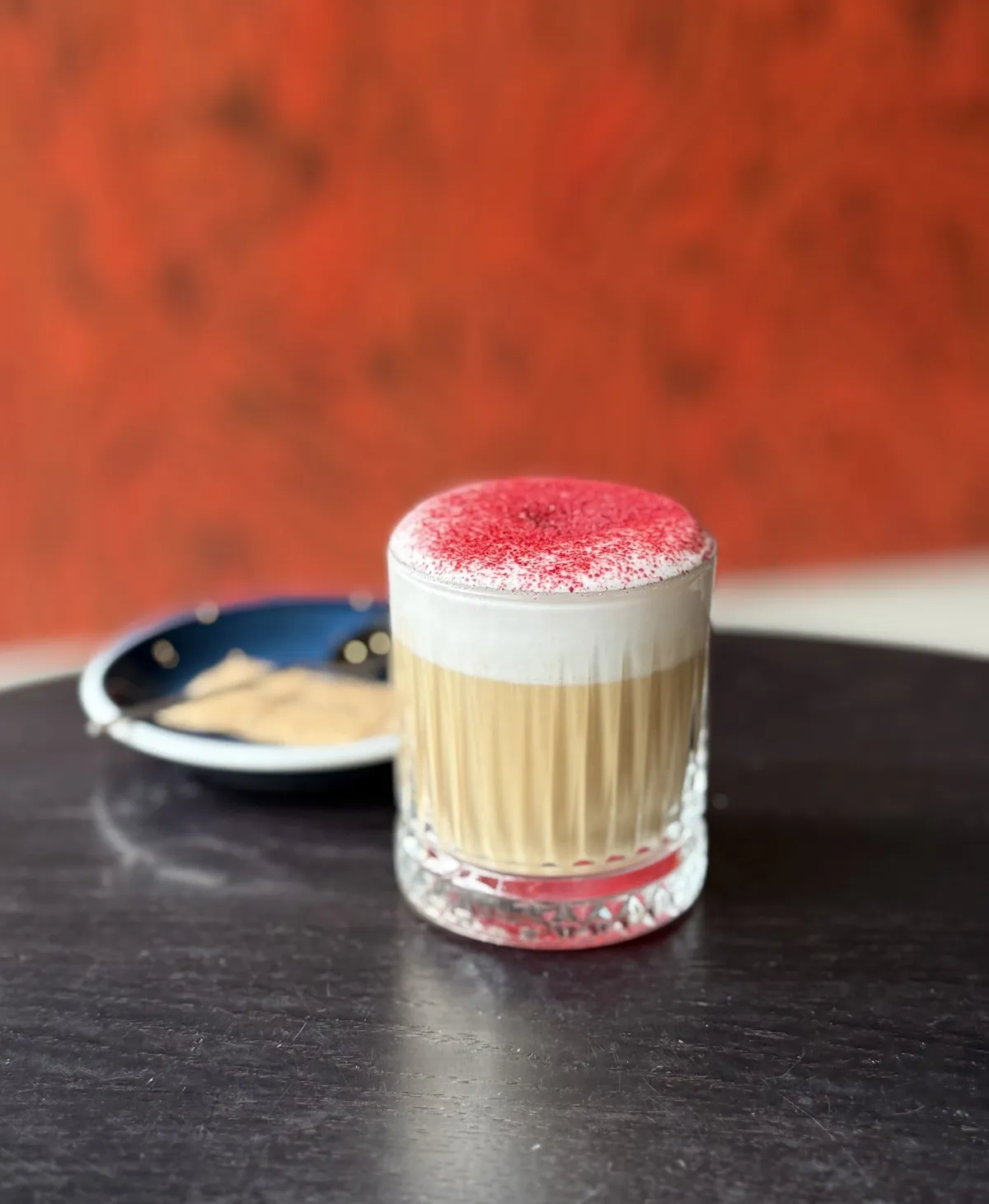 Raspberry latte hot