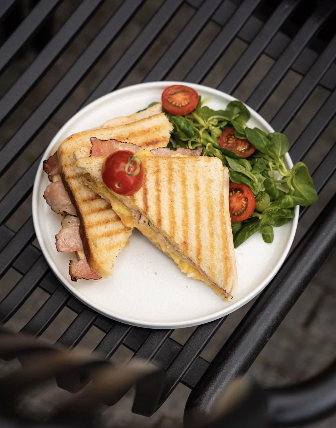 Paddock sandwich